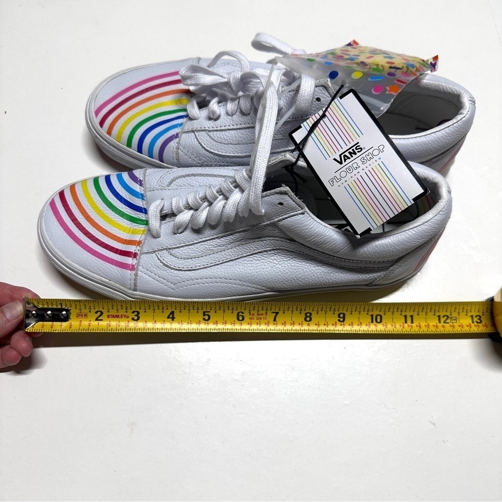 NEW* Vans x Flour Shop Collab Rainbow White Skater Sneakers Old Skool Men’s 10.5 - Picture 13 of 13